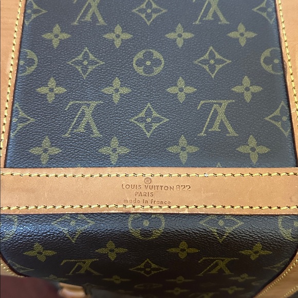 Vintage (1982) Louis Vuitton Brown and Tan Monogram Travel Bag - Picture 7 of 16